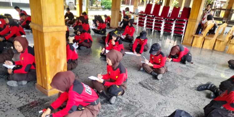 Saka Bhayangkara Polresta Banyumas Gelar Diklat TKK Krida Tibmas