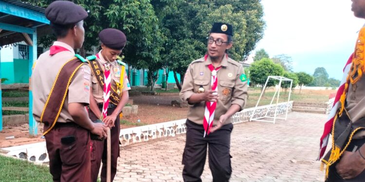 Pramuka Bersama Untuk Bumi: Aksi Penanaman Pohon dan Eliminasi Sampah Plastik