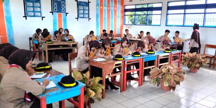 Pionering: Seni Ikatan Yang Menginspirasi, Bangun Ketrampilan dan Karakter