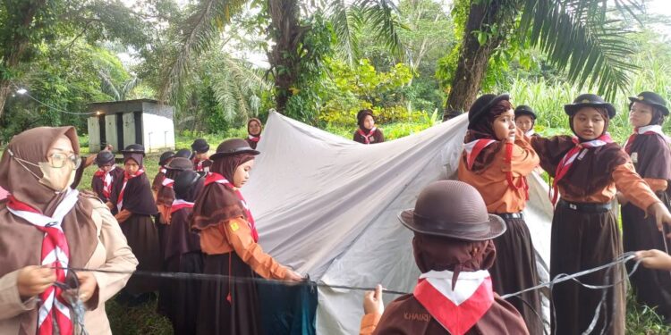 Perkemahan Perdana Pramuka MIS Khairin Islamic School
