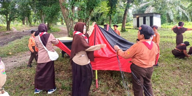 Perkemahan Perdana Pramuka MIS Khairin Islamic School