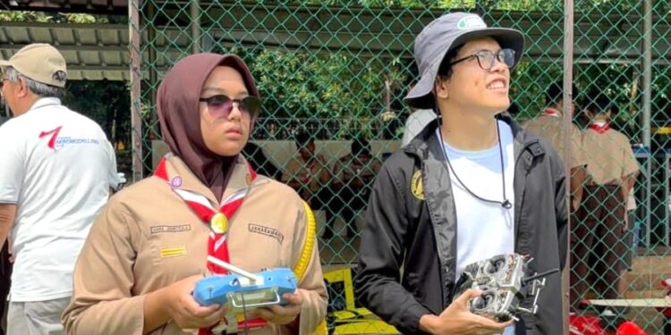 Saka Dirgantara Halim Perdanakusuma Kenalkan Aeromodelling ke Anggota Muda