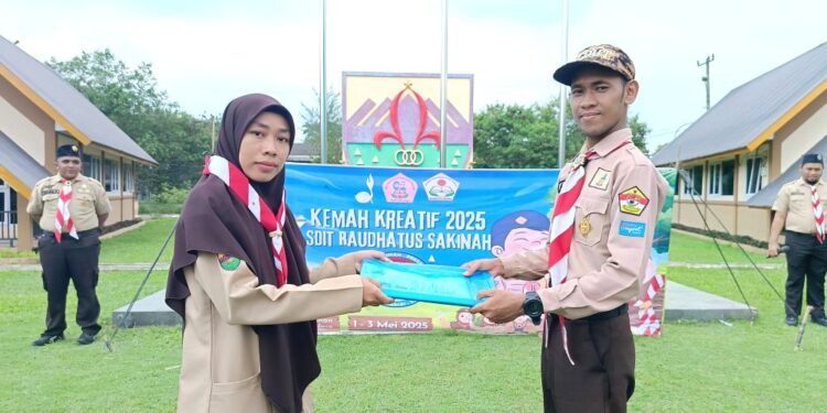 SDIT Raudhatus Sakinah (SDIT RASA) Menggelar Kegiatan “Kemah Kreatif”