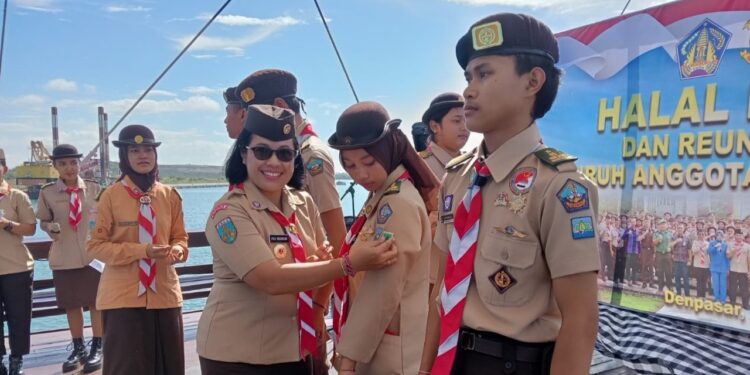 Kwarda Bali Apresiasi Saka Bahari Gelar Reuni di atas Kapal Phinisi Cruise