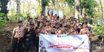 Menembus Rimba Bersama Penegak MA Sunniyyah Selo di Sendang Coyo