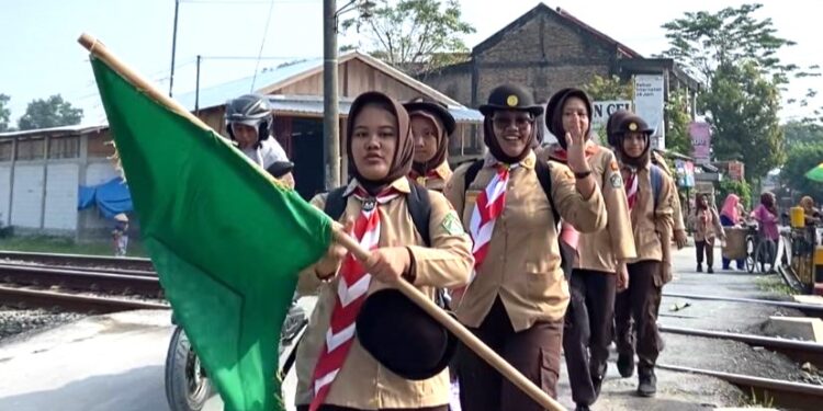 Menembus Rimba Bersama Penegak MA Sunniyyah Selo di Sendang Coyo