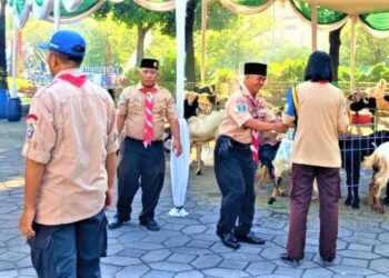 Terus Berbakti! Ketua Kwarda Jawa Timur Apresiasi Bakti Pramuka Peduli Iduladha 2025