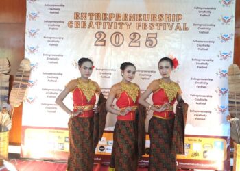 Seminar Nasional Kewirausahaan Kota Pekalongan Dibuka Dengan Tarian Tradisional Penuh Pesona Di Bawah Naungan Dewan Kerja Cabang Kota Pekalongan