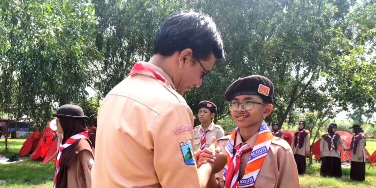 Standing With Scouts, Great in Leadership: Leadership Camp dan LT-1 Penuh Makna Pramuka SMP Nurul Fikri Sidoarjo
