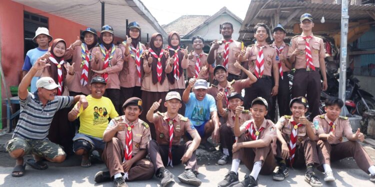 Perkemahan Wirakarya Daerah 2025 Zona Sidoarjo Resmi Dimulai dengan Aksi Sosial Pembongkaran RTLH