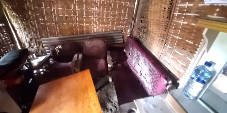 Janda Buruh Tani 65 Tahun Haru Bahagia Dapat Bantuan Pemugaran Rumah Dari Kwarda Pramuka Jatim