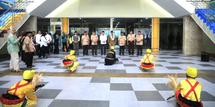 Pelantikan Gubernur Malut sebagai Ketua Majelis Pembimbing Daerah Gerakan Pramuka Maluku Utara