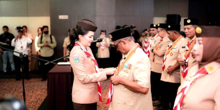 Pelantikan Gubernur Malut sebagai Ketua Majelis Pembimbing Daerah Gerakan Pramuka Maluku Utara