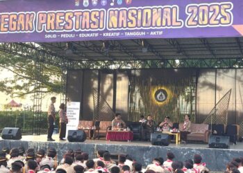 Sekda Selaku Angota Mabida Gerakan Pramuka Sulawesi Barat , Pimpin Pembukaan Tegak Prestasi Nasional 2025