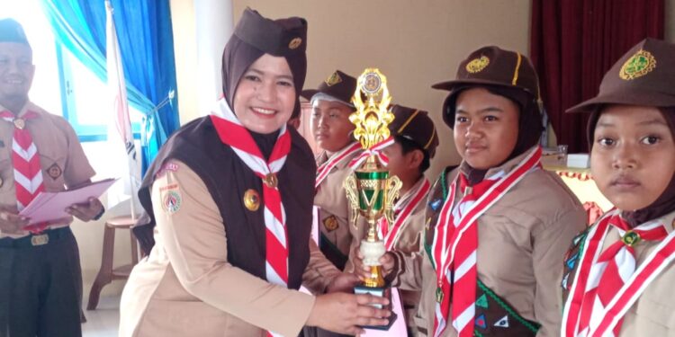 8 Pramuka SD N 2 Krangganharjo Lulus Uji Pramuka Garuda