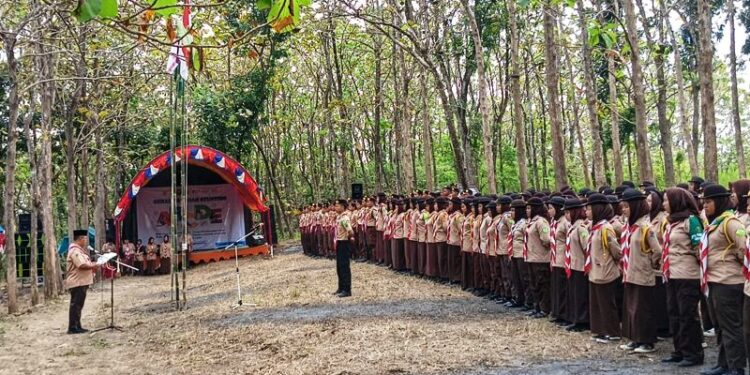 Ratusan Penegak Grobogan Berkemah Di Wisata Widuri, Kampanyekan Cegah Stunting