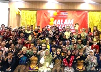 Dua Anggota Pramuka Racana Wijaya Kusuma Pangkalan Politeknik Negeri Cilacap ikuti kegiatan LATSARNAS Perguruan Tinggi di Universitas Airlangga Surabaya