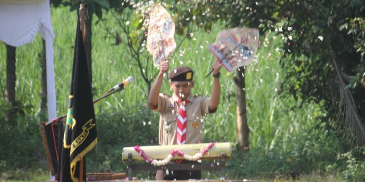 Ketua Kwarcab Karanganyar Menutup Raimuna Cabang 2025