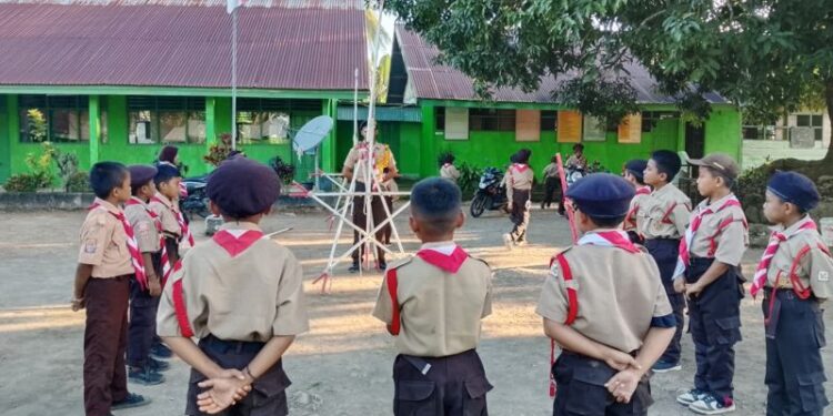 Sangga Kerja DKR Patimpeng: Asah Kemampuan dan Kreativitas Penggalang MI Ar-Rahmah Galung Lampe