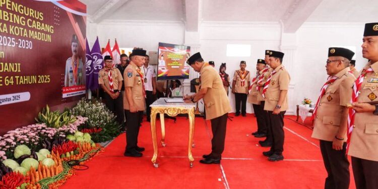Kakwarda Jatim Lantik Kamabicab Kota Madiun, Sepakati Pembangunan Generasi Emas Indonesia Lewat Pramuka