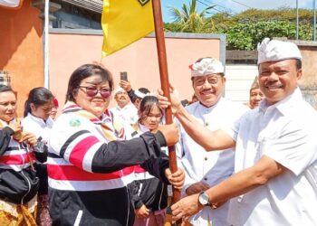 Sekda Bali Dewa Indra Lepas Kontingen Pramuka Berkebutuhan Khusus Menuju Cibubur