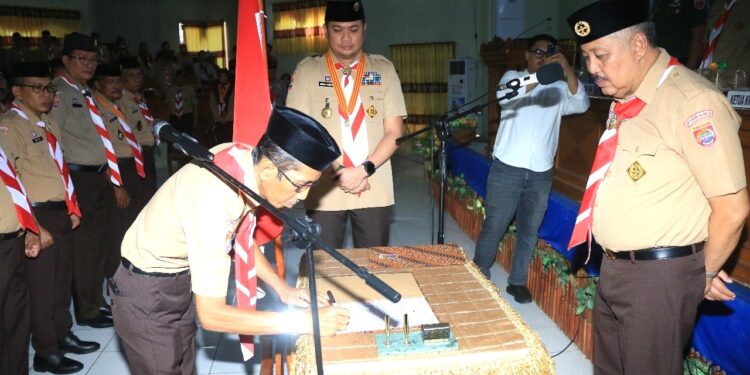 Cahaya Terang Di Bumi Lasinrang
