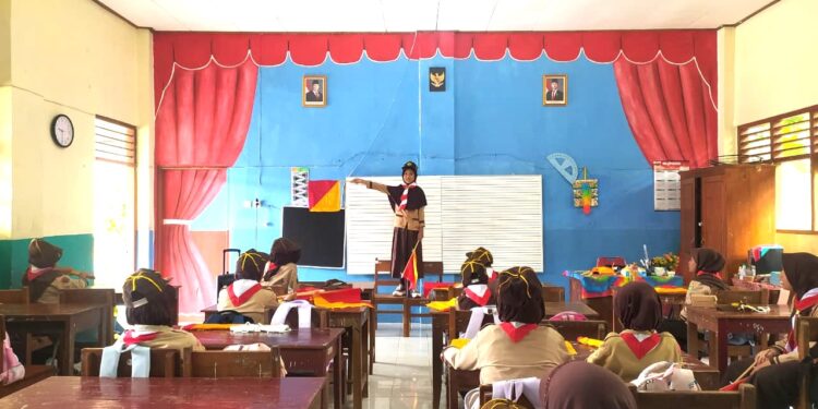 Calon Pramuka Garuda SDN 4 Purwanegera Unjuk Keterampilan Pramuka