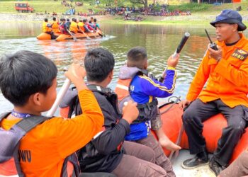 Grobogan Rawan Banjir, Peserta Jamcab Xi Dibekali Teknik Perahu Karet