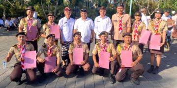 Enam Pramuka Penegak Garuda Pramuka SMA Negeri 1 Payangan Dikukuhkan Kamabicab Gianyar