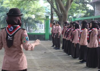 Siapkan Generasi Hebat, Pramuka MAN 4 Kediri Selenggarakan Gladi Tangguh
