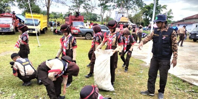 Mengabdi dengan Hati, Bakti Tiada Henti: Pramuka Patimpeng Jadikan Lingkungan Bersih sebagai Aksi Nyata Dasa Darma