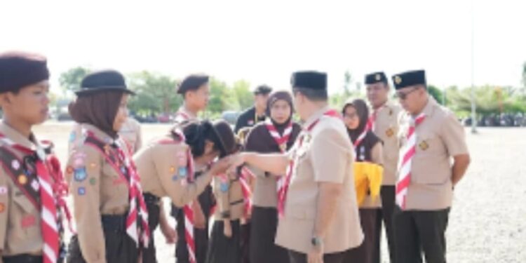 Ketua Kwarcab Mamuju Tengah Kukuhkan 15 Pramuka Garuda