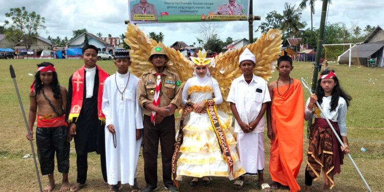 Bhinneka Tunggal Ika dan Semangat Pahlawan: Gelora Patriotisme Karnaval Pramuka Patimpeng