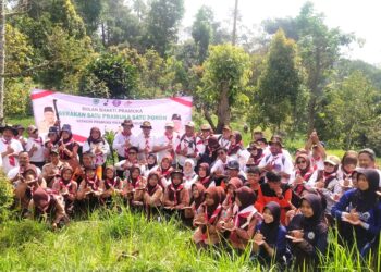 Gerakan Satu Pramuka Satu Pohon: Hijaukan Bumi, Lestarikan Alam