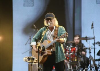 Iwan Fals Getarkan Ribuan Peserta World Muslim Scout Jamboree 2025