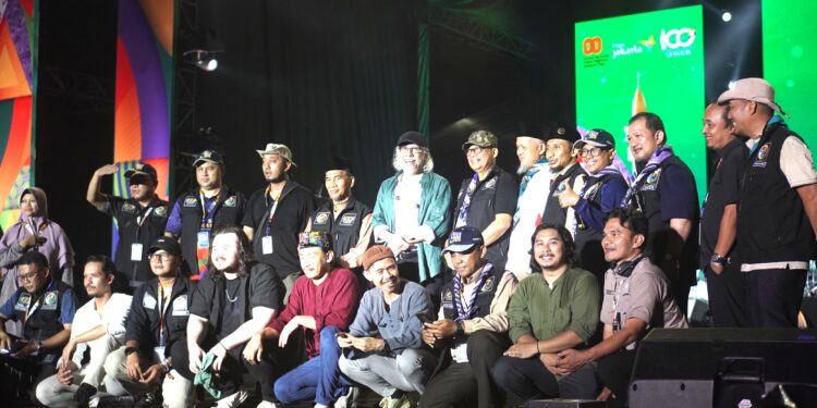 Iwan Fals Getarkan Ribuan Peserta World Muslim Scout Jamboree 2025