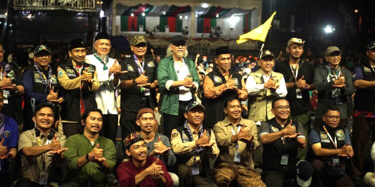 Iwan Fals Getarkan Ribuan Peserta World Muslim Scout Jamboree 2025