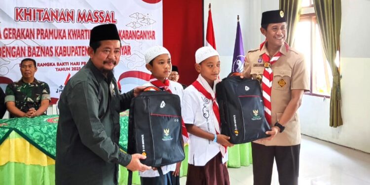 Kwarcab Karanganyar dan Baznas Gelar Khitanan Massal dalam Rangka Hari Pramuka ke-64