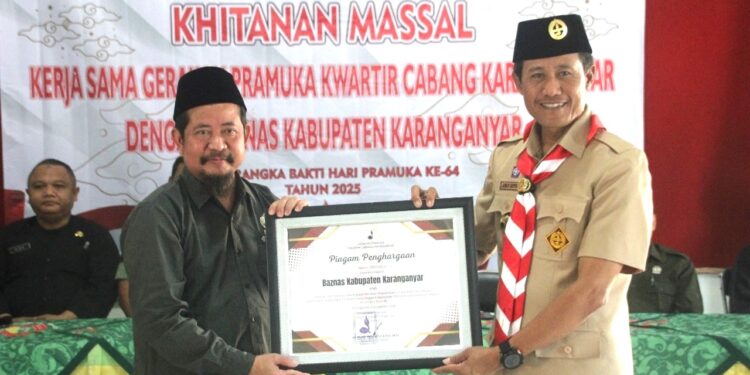 Kwarcab Karanganyar dan Baznas Gelar Khitanan Massal dalam Rangka Hari Pramuka ke-64