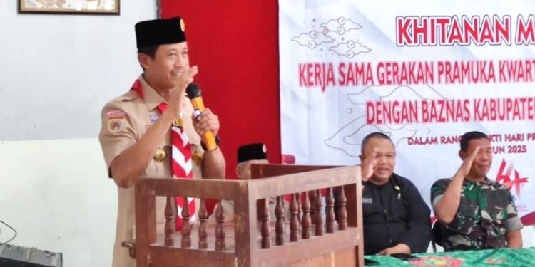 Kwarcab Karanganyar dan Baznas Gelar Khitanan Massal dalam Rangka Hari Pramuka ke-64