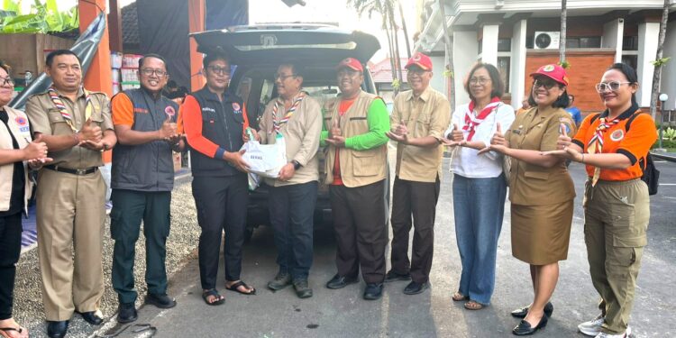 Pramuka Peduli Kwarda Bali Salurkan Bantuan Kemanusiaan untuk Korban Banjir