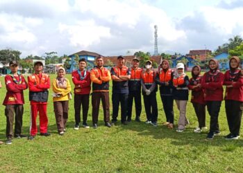 Kolaborasi Kwarran Kertanegara dan Relawan Gelar Aksi Bersih Desa Bersih Kota