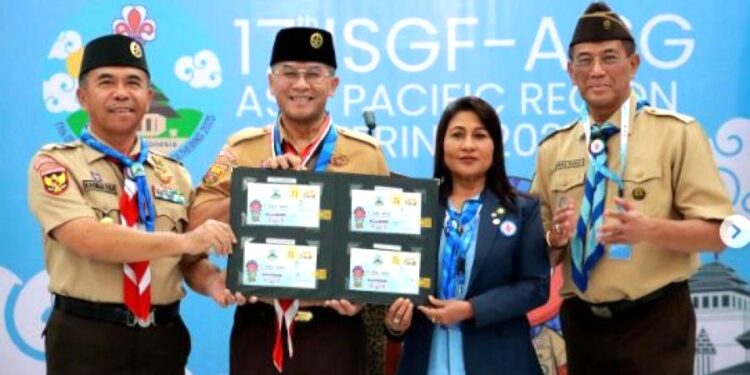 Sampul Peringatan Tema Kepanduan Diterbitkan