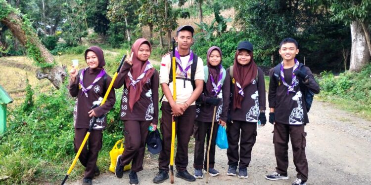 37 Anggota Pramuka Penegak SMAN 19 Bone dan MA Ar-Rahmah Tuntaskan Penempuhan TKK Tapak Merah