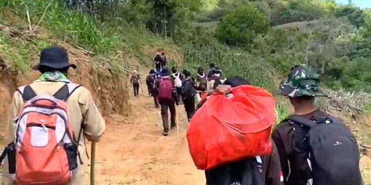 Puluhan Pramuka Penegak Patimpeng Berhasil Raih Brevet Wing Tapak Hitam