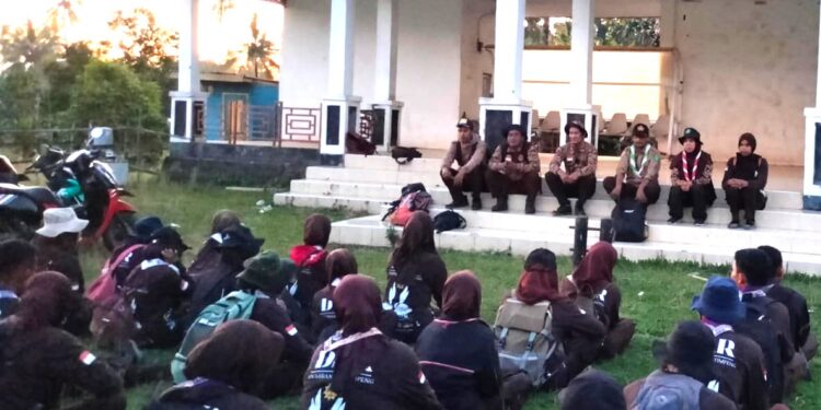 Puluhan Pramuka Penegak Patimpeng Berhasil Raih Brevet Wing Tapak Hitam