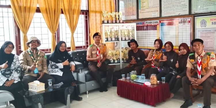 Bakti Dewan Saka Tarunabumi Patimpeng: Menanam Ilmu, Menuai Ketahanan Pangan Mulai dari Sekolah