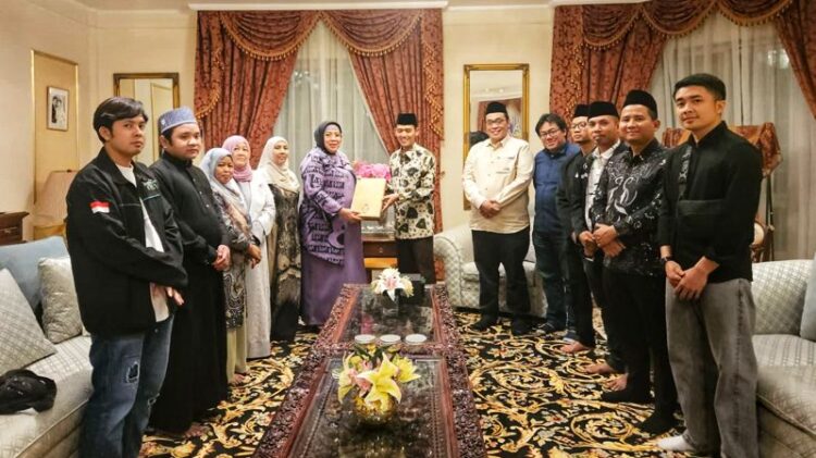 Bertemu Dubes dan WNI di Kuwait, Prof Niam: Silaturrahim Lahirkan Kebersamaan