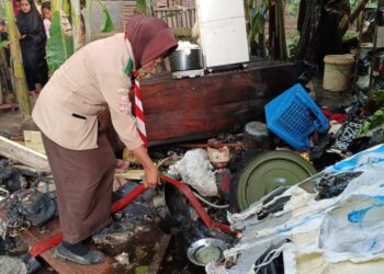 Api Padam, Semangat Menyala: Aksi Sigap Saka Tarunabumi Patimpeng, Ringankan Beban Korban Kebakaran