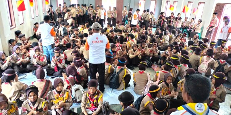 Sukses Gelar Pra Jota-Joti, Kwarran Kahu Bekali Anggota Pramuka dengan Keterampilan Komunikasi Radio Amatir dan Internet Sehat